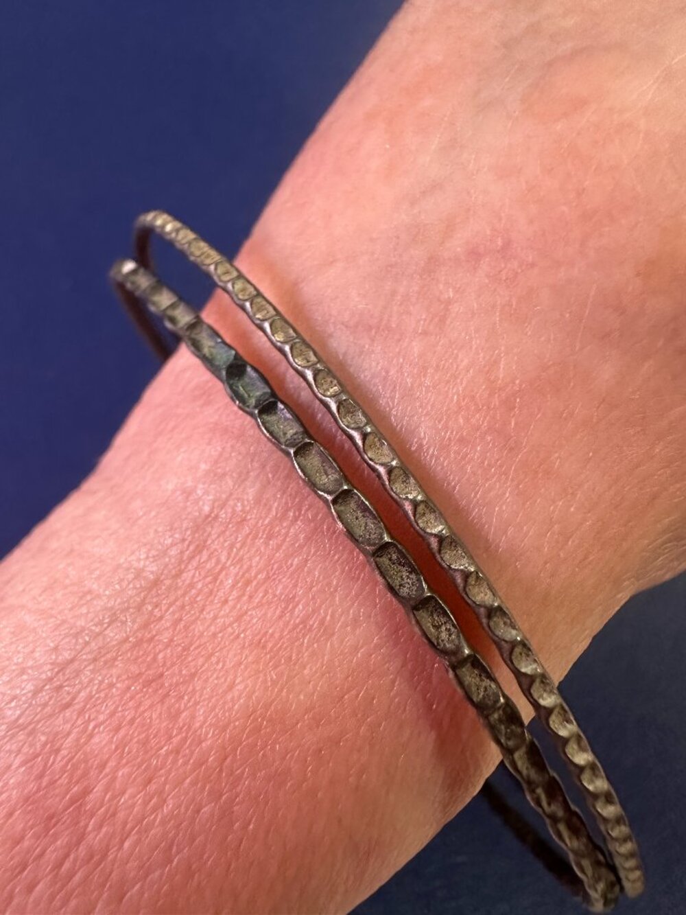 2 Vintage Sterling Silver Hammered Bangle Bracelet Set | 70s Artisan Stacking